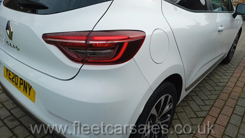 Renault Clio Iconic (4)